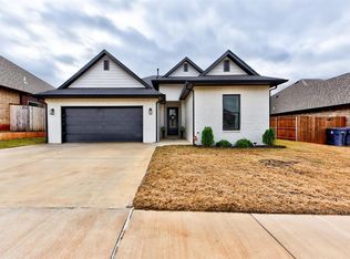 7204 NW 152nd St, Edmond, OK 73013