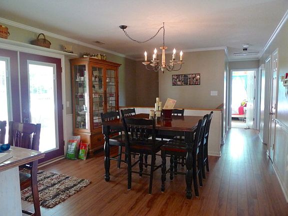 5th image of 1386 Landis Ln