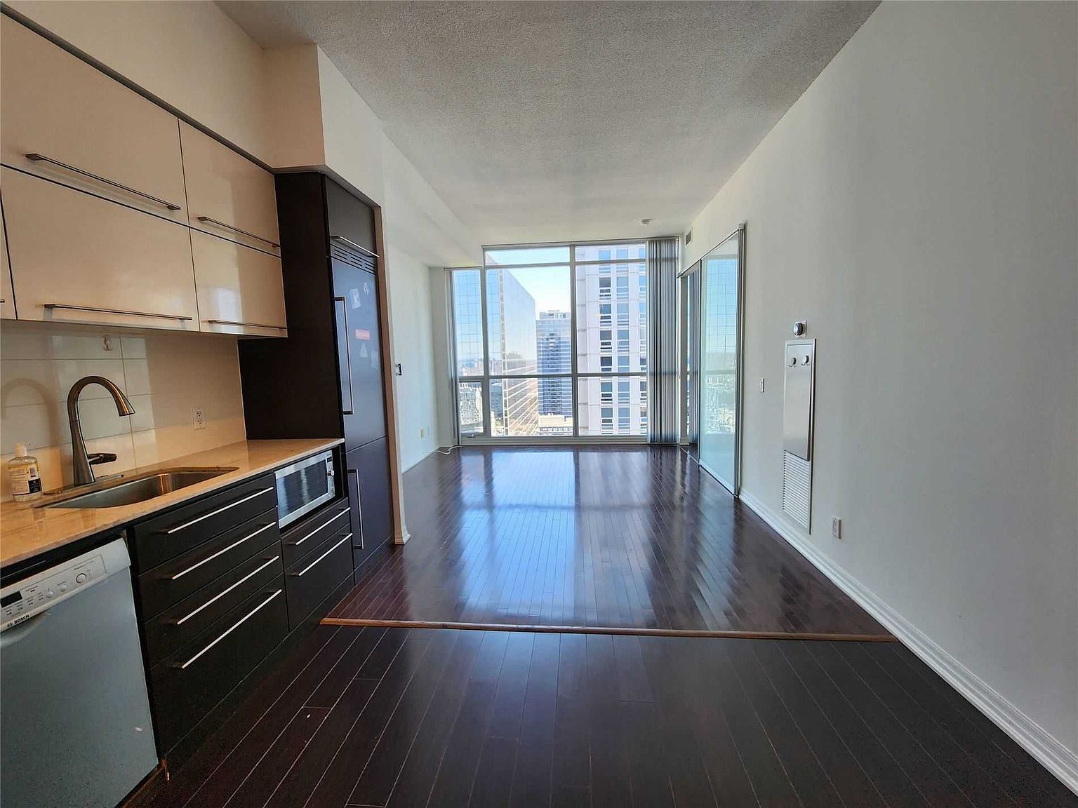 770 Bay St PENTHOUSE 205, Toronto, ON M5G 0A6 Zillow 770 Bay St PENTHOUSE 205, Toronto, ON M5G 0A6 Zillow