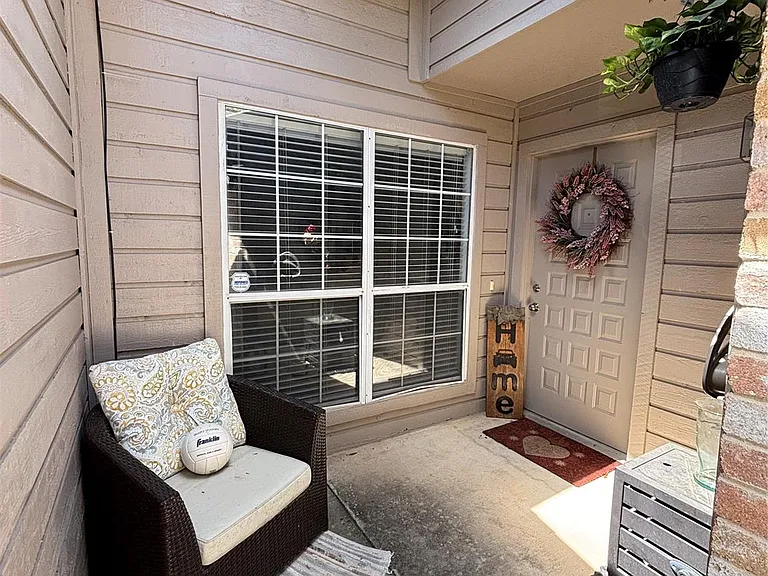 30 Oak Villa Rd — Photo 3