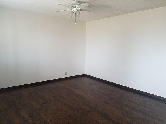 3rd image of 1103 W 32nd Ave