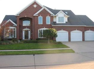 440 36th Ave, East Moline, IL 61244