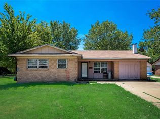 2406 Morgan St, Irving, TX 75062