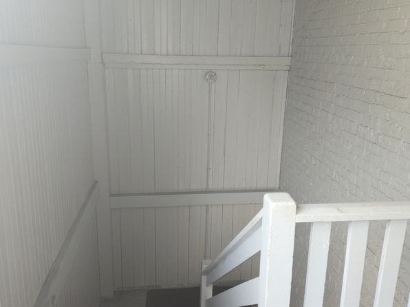 5809 W Fullerton Ave APT 4