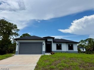 426 Mallory Ave S, Lehigh Acres, FL 33974