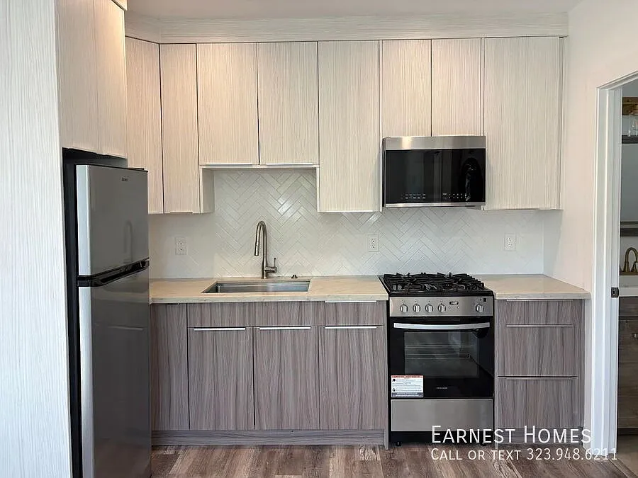Charming 1-Bedroom ADU in Reseda! — Photo 2