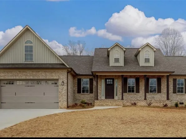 453 Wild Fern Ln, Reidsville, NC 27320