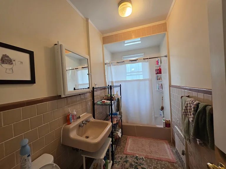 202 Rawson Rd #D1 — Photo 6