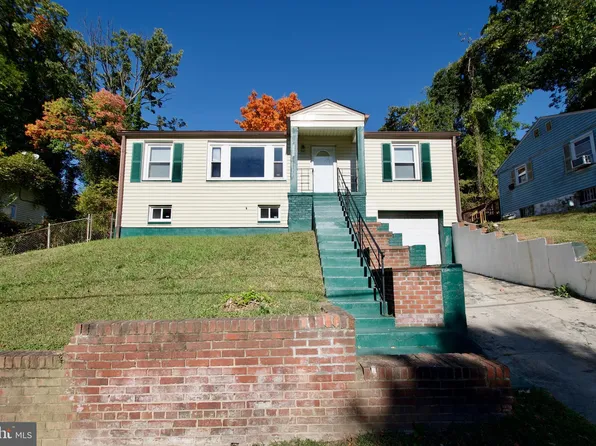 3524 28th Pkwy, Temple Hills, MD 20748