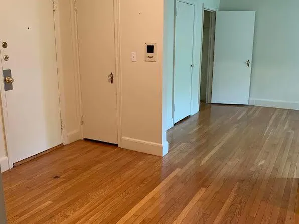 65 Strathmore Rd APT 41, Brighton, MA 02135
