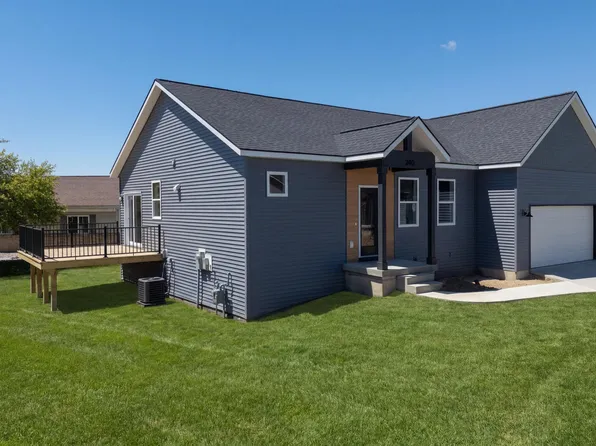 243 W Gardner St NW, Sparta, MI 49345