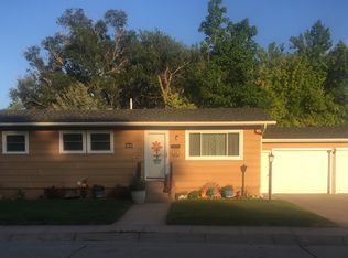 1209 Candace Dr, Ogallala, NE 69153