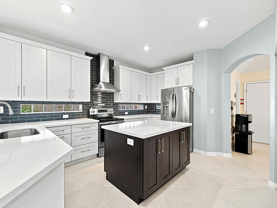 1st image of 12115 NW 52nd Court
