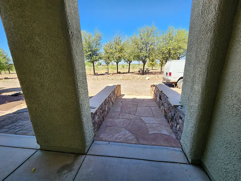 1050 W Rochin Rd — Photo 42