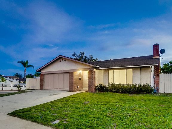 3rd image of 1597 Casa Real Ln