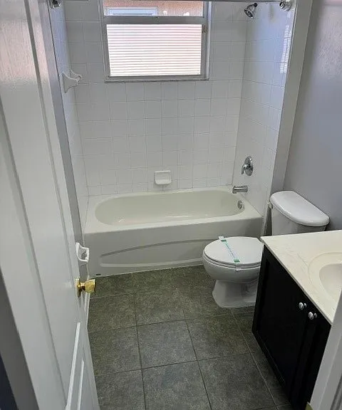 9139 Spring Mountain Way — Photo 14