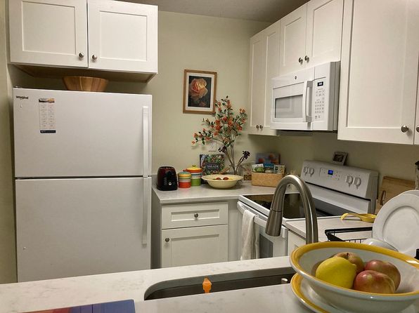 500 Umstead Dr APT D-307