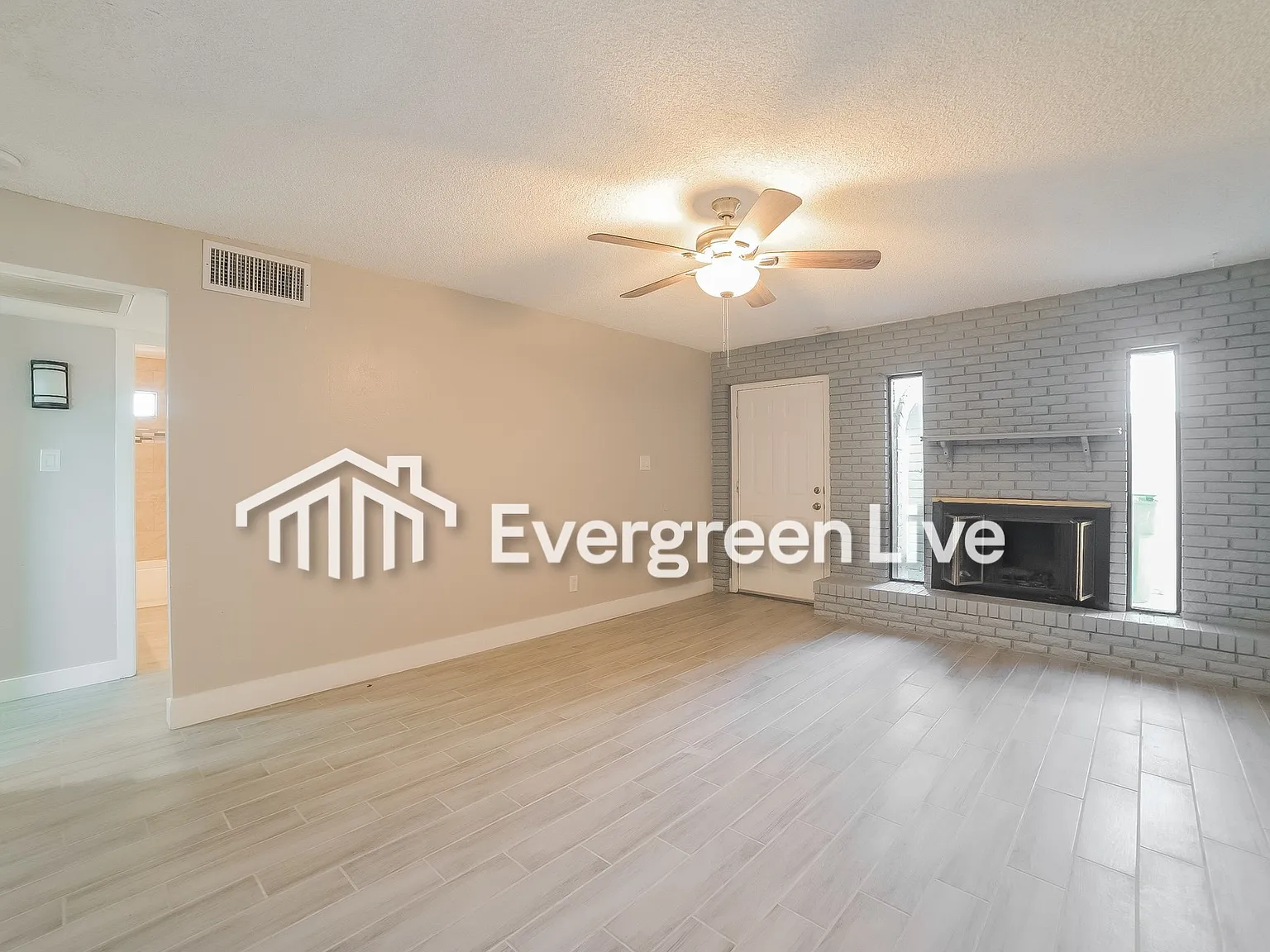2 bed, 2.0 bath, 1200 sqft, $1,795 — Photo 2