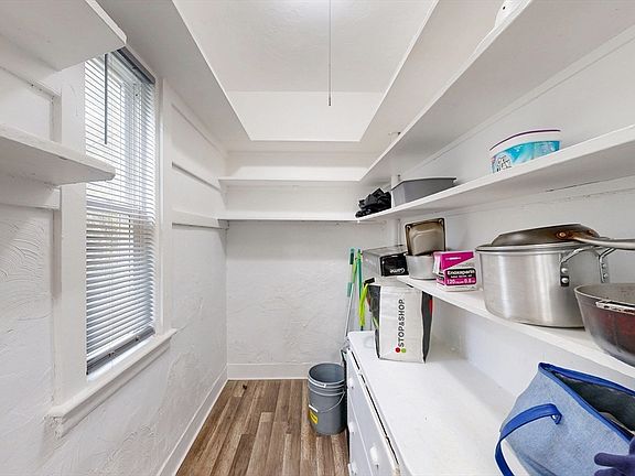 5th image of 15 McLellan St