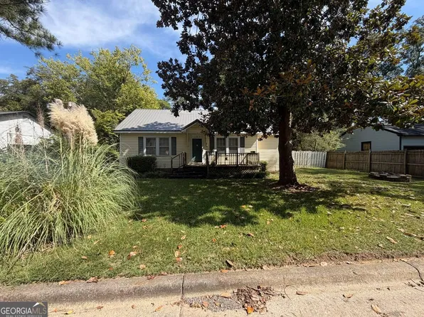 109 Leon St, Rome, GA 30165