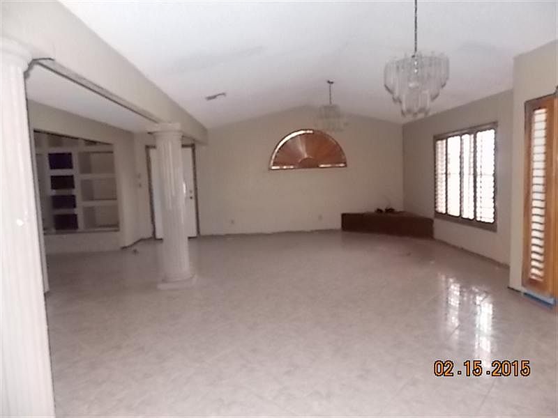 2nd image of 801 Agua Mineral Pl