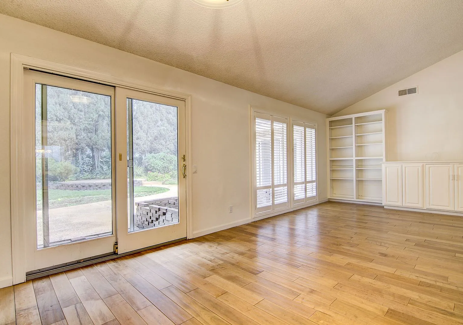 South Davis Home — Photo 3