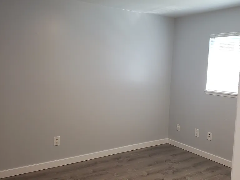 2213 Hawthorne St — Photo 16