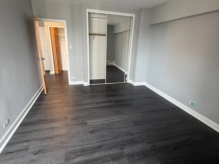 7337 S South Shore Dr #1 — Photo 5