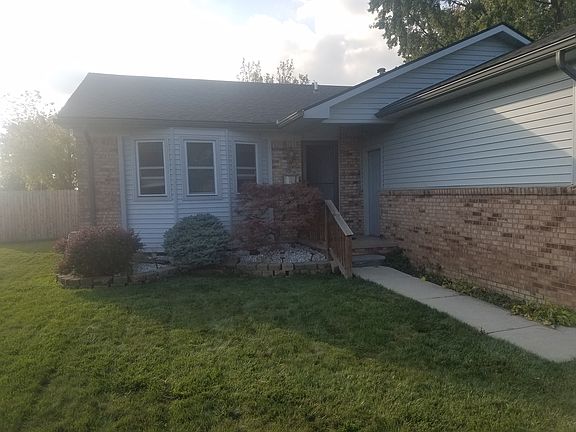 2nd image of 27025 Bonnie Dr