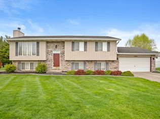 10026 Polk Ct, Crown Point, IN 46307