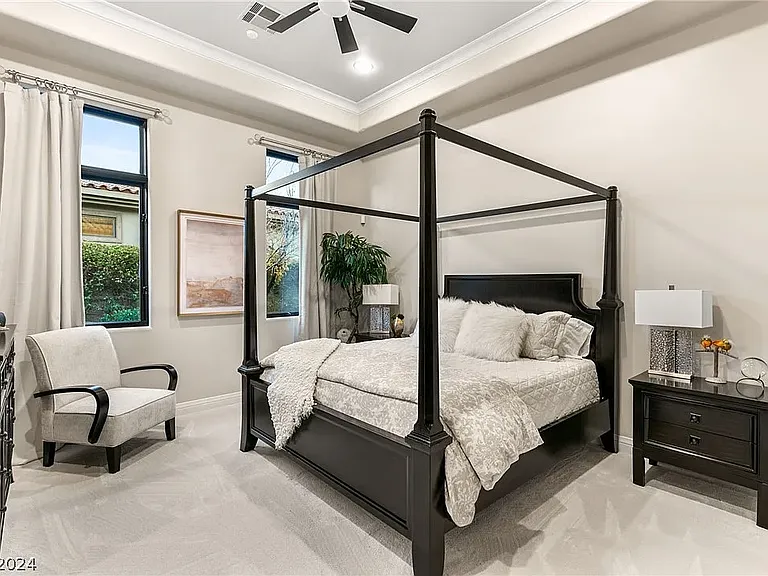 18 Castle Oaks Ct — Photo 34