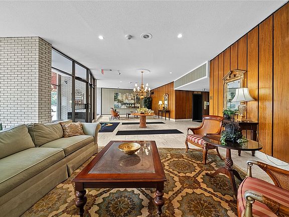 4th image of 1160 Bower Hill Rd APT 305A
