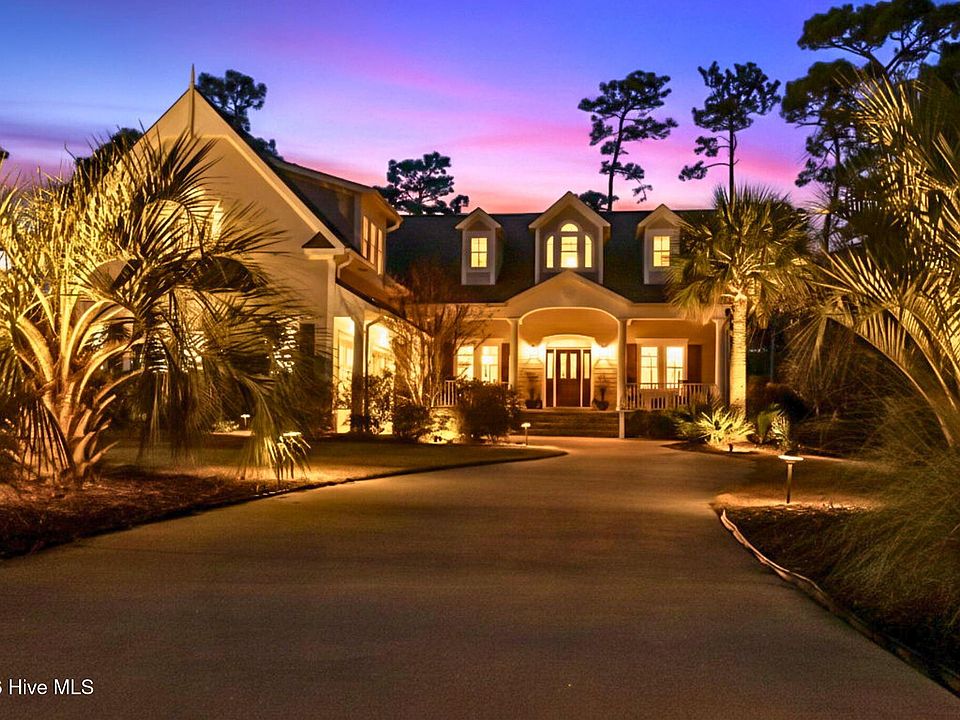 1st image of 547 Morely Circle SW
