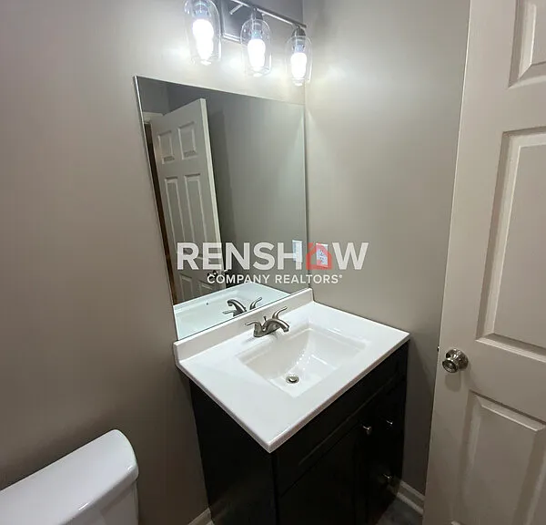 730 Tucker St — Photo 12