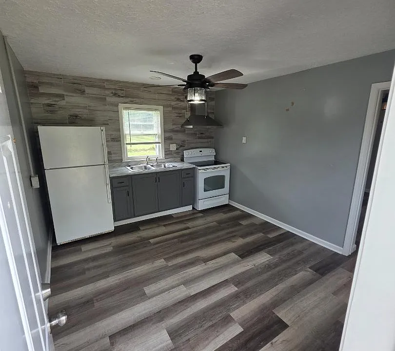 4066 Greenwich Rd #5