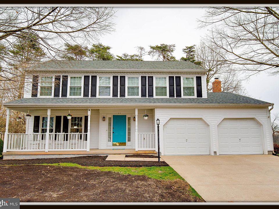 1st image of 11 Rocky Way Dr