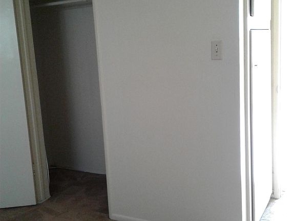 5th image of 1833 W Sallie Ln APT 8