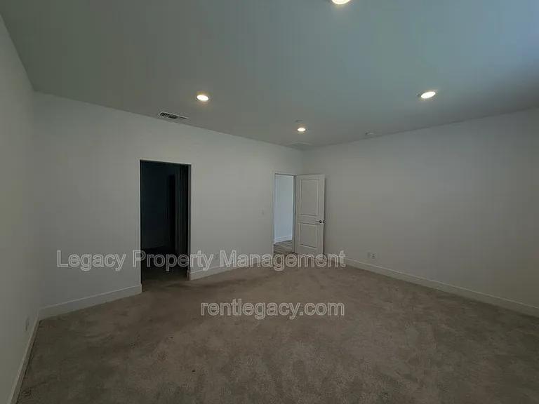 8332 Taylormade Way — Photo 23