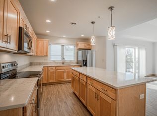 1426 10th St, Monroe, WI 53566