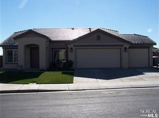 1635 Belden Dr, Dixon, CA 95620