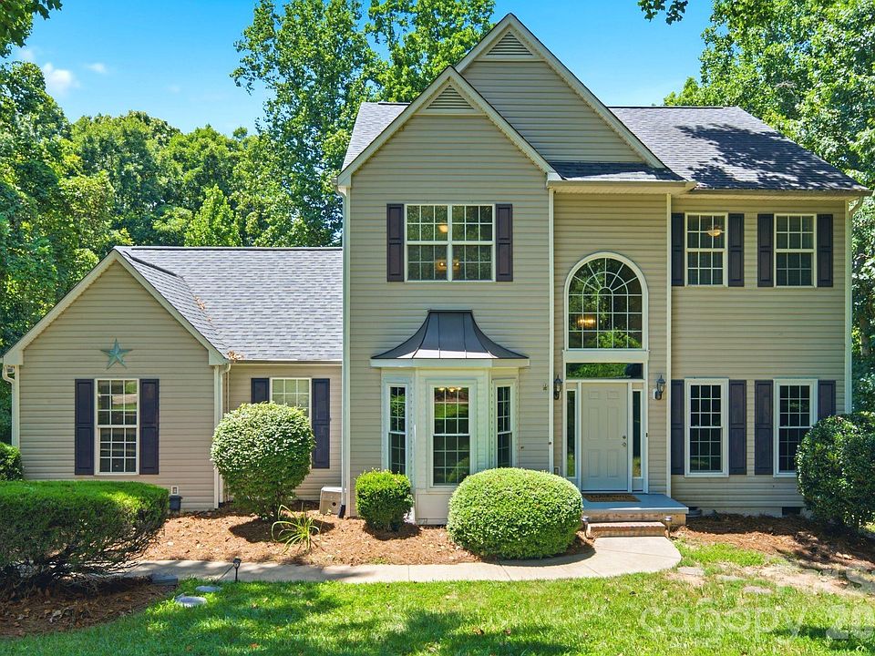 1st image of 137 Purple Finch Ln