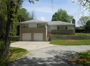 4201 N Camden Ln, Crestwood, KY 40014