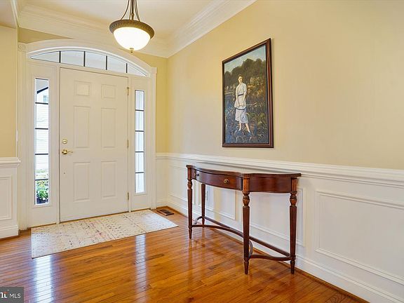 3rd image of 8306 Newby Bridge Dr