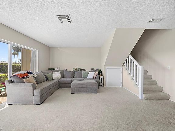 4th image of 25484 Cockleshell DR #902