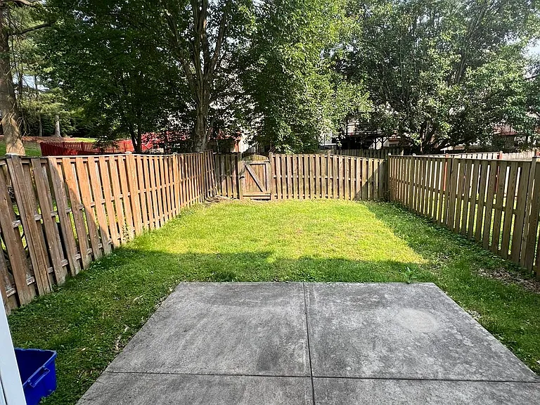 8578 Harvest View Ct — Photo 18
