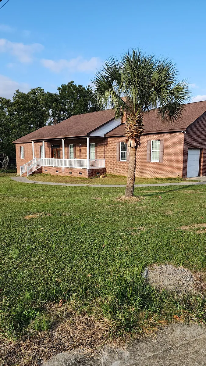 Building Photo - 1810 Shady Grove Rd
