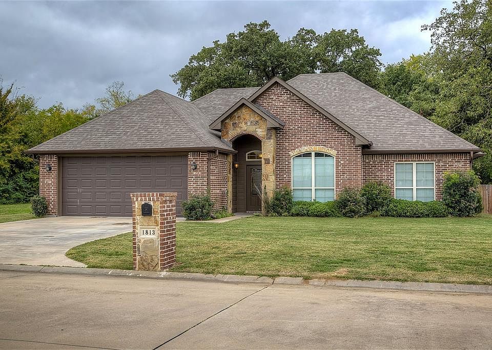 1st image of 1813 Round Rock Cir