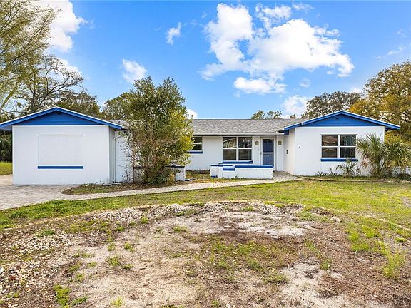 2nd image of 6808 Treehaven Dr