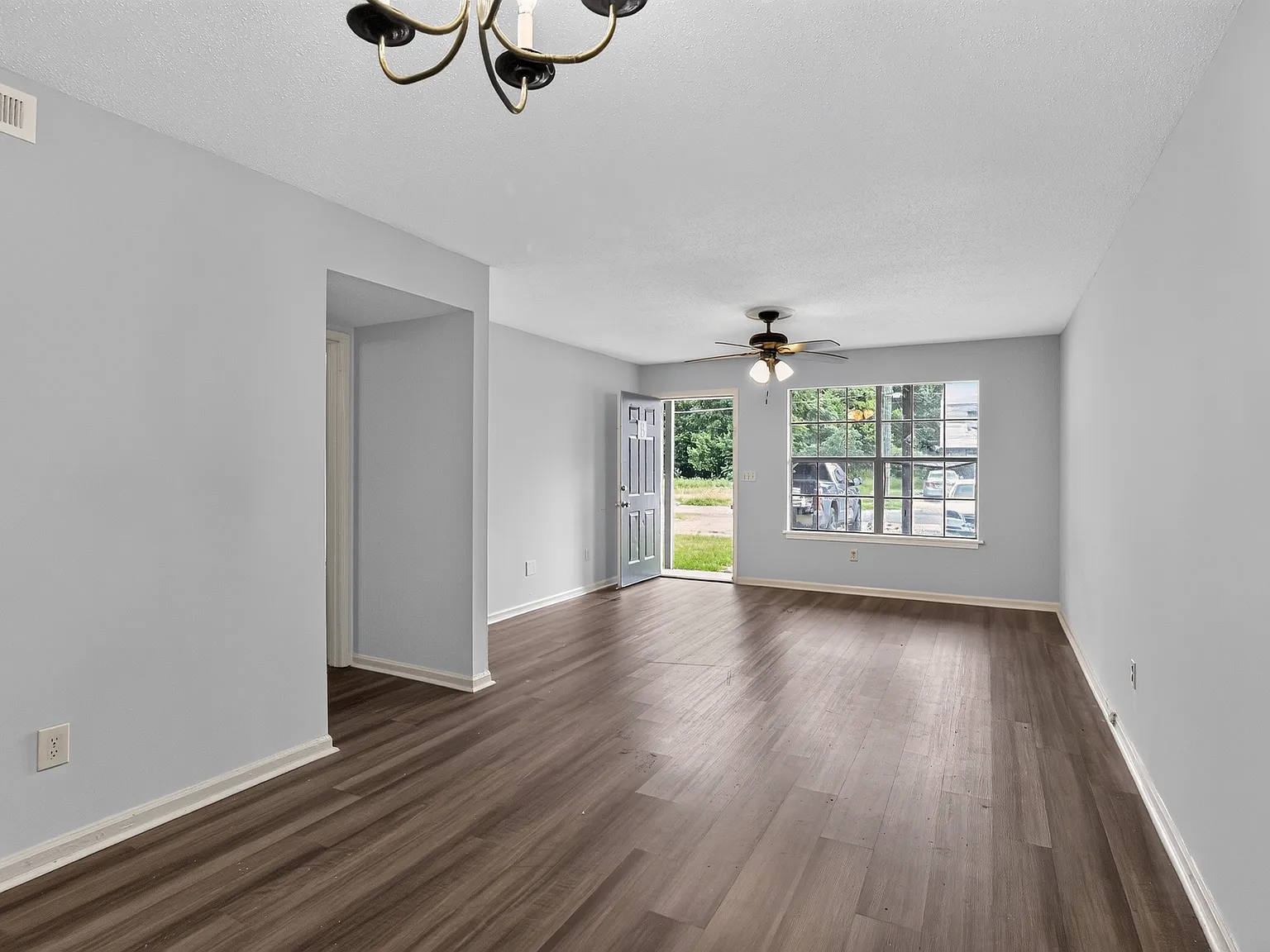 2 bed, 750 sqft, $850 — Photo 4
