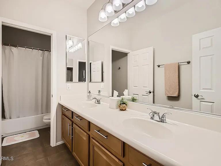 8370 W Spur Dr — Photo 4